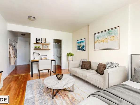326 Columbus Avenue image 1 of 8