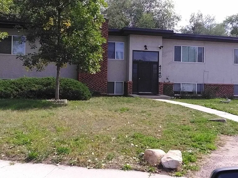 4740 Scenic Cir — Photo 1