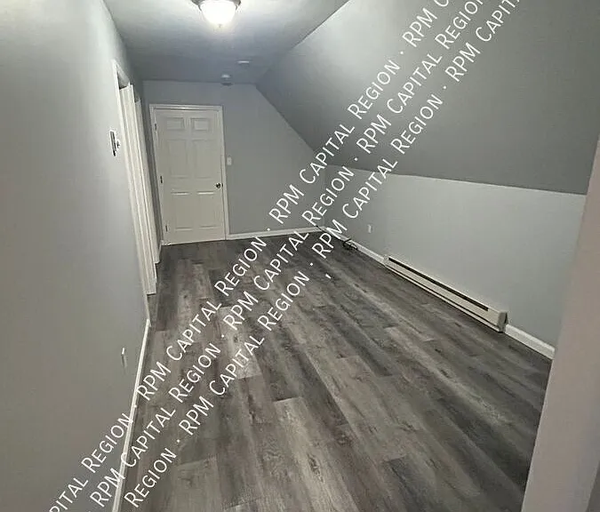 852 Union St #G — Photo 10