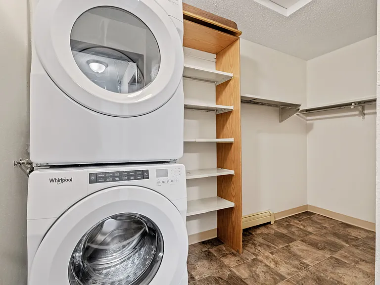 Cascade - 2 Bed / 1 Bath - 900 Sq.Ft.