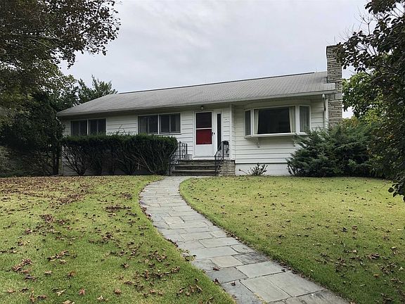 2nd image of 42 Brescia Blvd