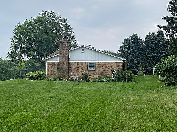 3rd image of 2262 Jordan Rd