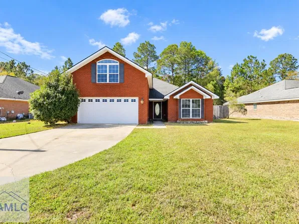 12 Idus Ln, Hinesville, GA 31313