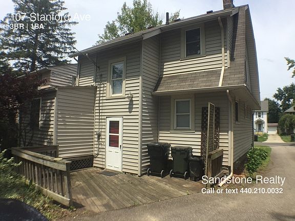 3rd image of 107 Stanford Ave