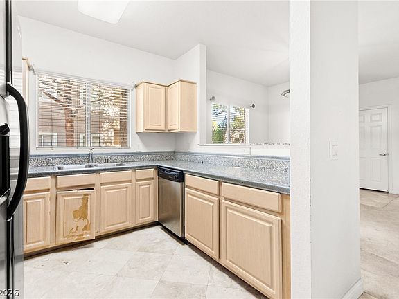 3rd image of 5250 S Rainbow Blvd Unit 1012