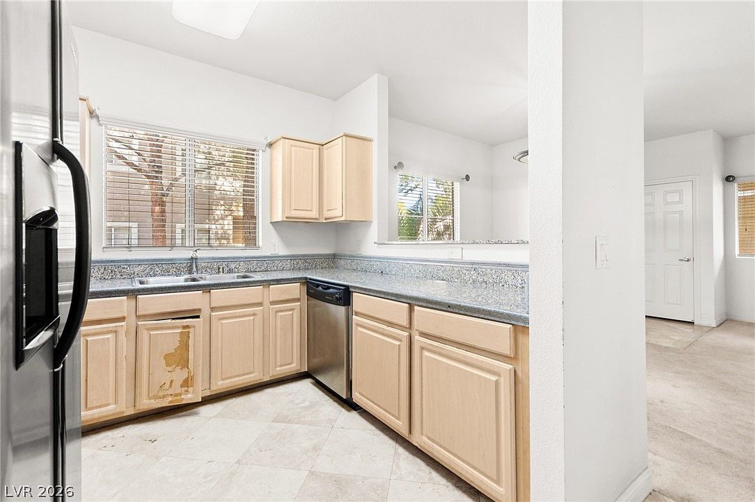 5250 S Rainbow Blvd Unit 1012 — photo 3