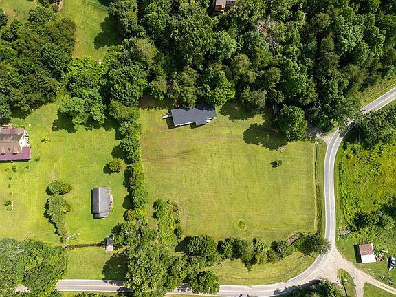 2nd image of 277&279 Firefly Rd