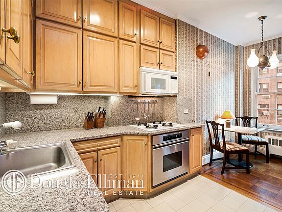 4th image of 14 Sutton Pl S APT 9C