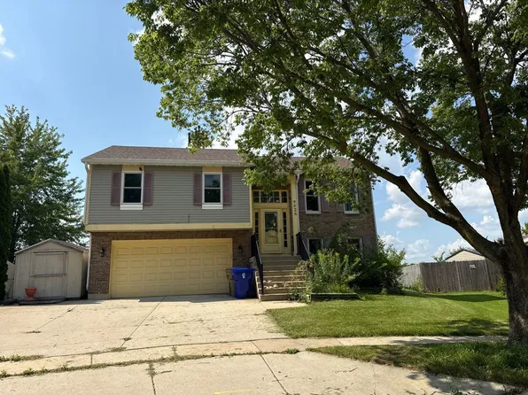 9626 63rd St, Kenosha, WI 53142