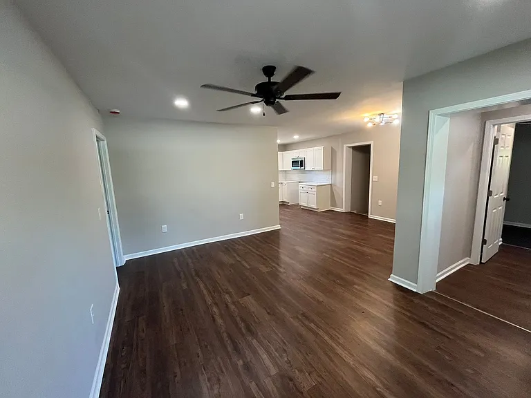 2102 Somerset Ave — Photo 16