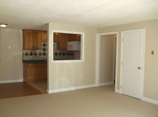 18 Washington St APT 2, Plainville, MA 02762