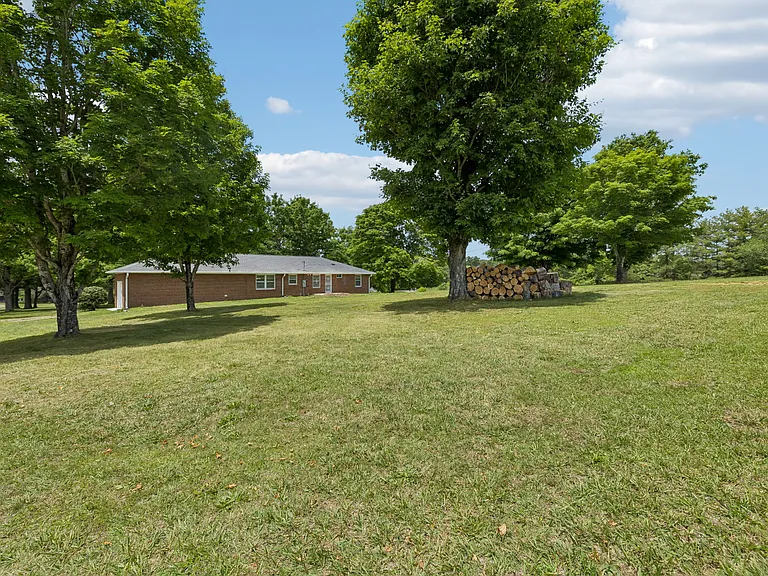 1305 Highway 48 S — Photo 68