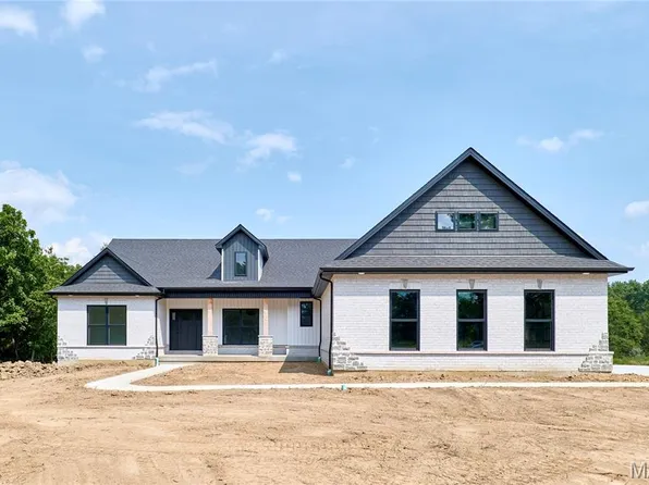 22516 Tuque Rd, Wright City, MO 63390