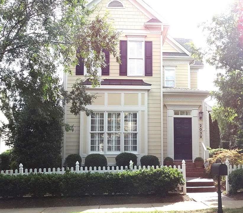 Welcome Home! This lovely Charleston was a Gold Award Winner in the Parade of Homes!