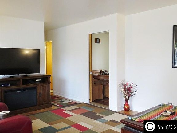 3rd image of 1004 Big Horn Dr