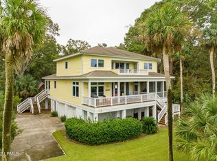 670 Dolphin Rd, Saint Helena Island, SC 29920