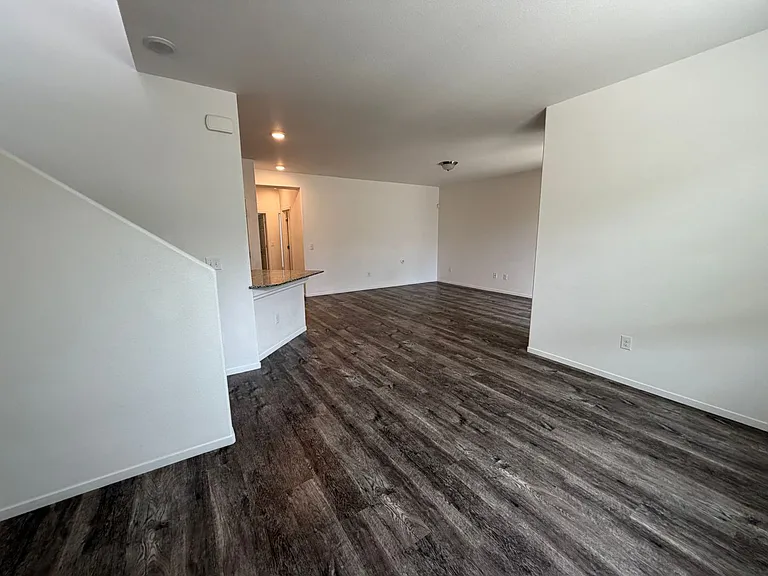 9752 Silver Dollar Ln — Photo 5