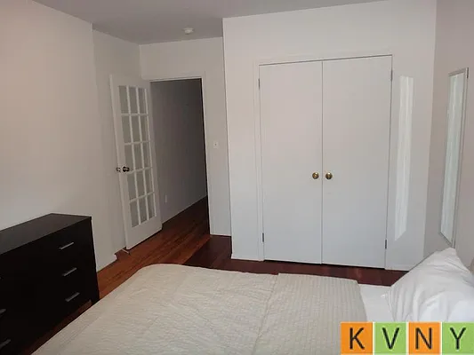 Rented by KVNY Soho | media 48
