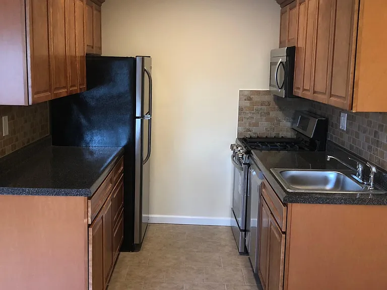 16 Waldron Ave #11A — Photo 9