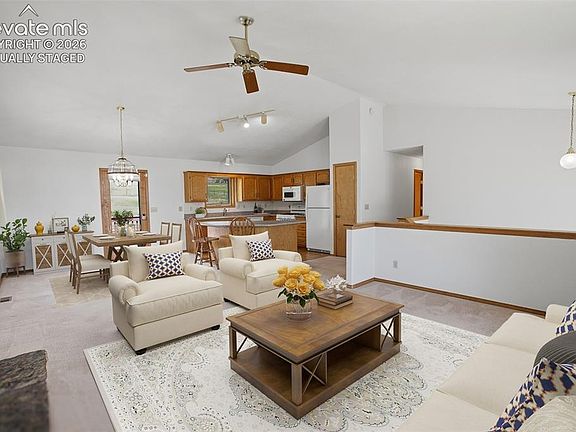 5th image of 812 Red Eagle Ct