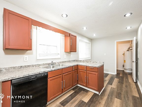 5th image of 4914 Sandberg Ct