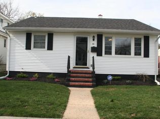 22 Fulton St, Freehold, NJ 07728