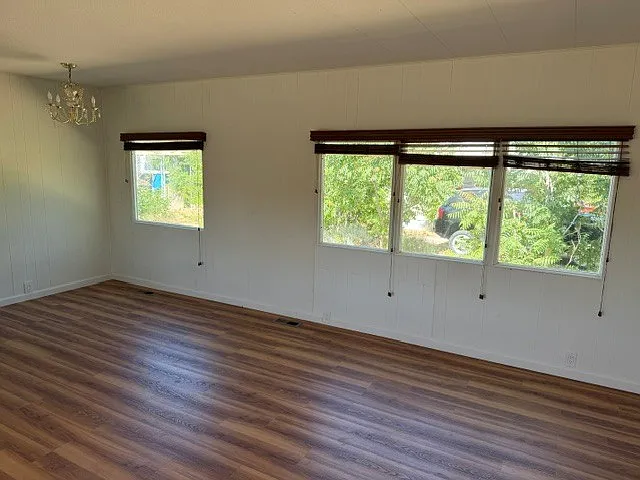 5785 Klondike Dr — Photo 4