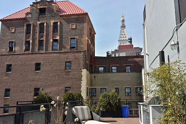 Rented by Corcoran | media 18