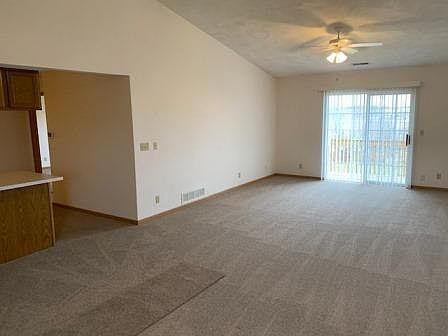 4th image of 4630 Adamson Ln #2