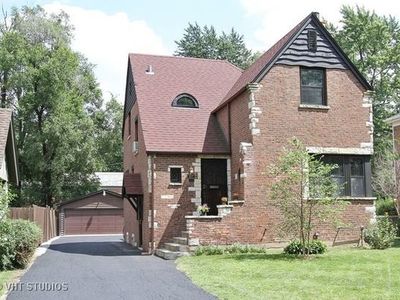 8827 S Leavitt St, Chicago, IL, 60643