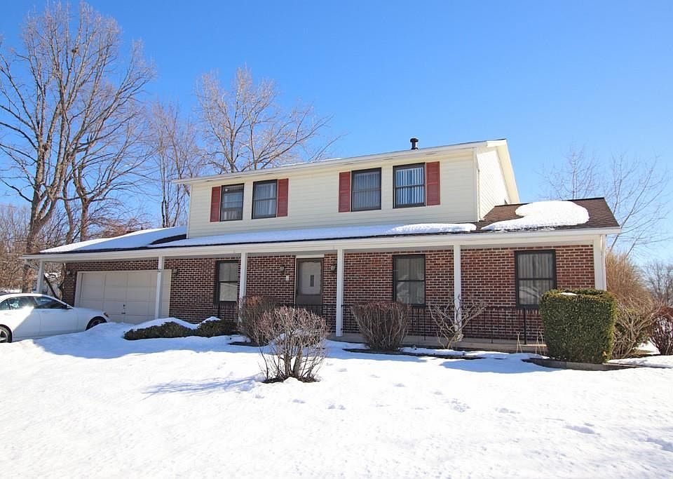 1st image of 82 Markie Dr E