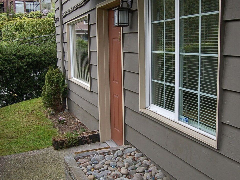 1st image of 1016 Bellevue Ct E APT B