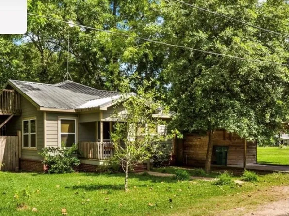121 Mabry St, New Waverly, TX 77358