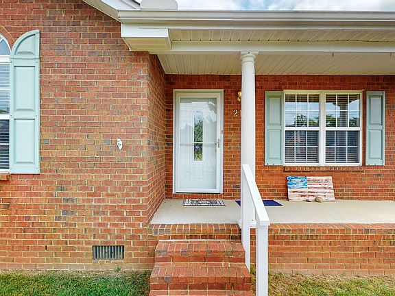 3rd image of 2140 Rankin Dr