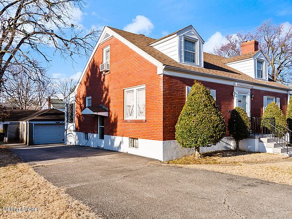 4th image of 1737 Deer Park Ave