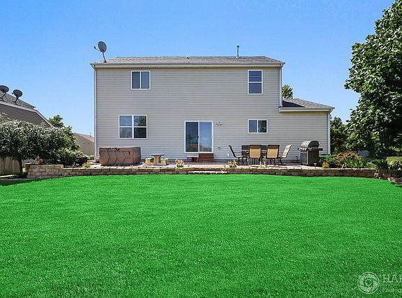 2nd image of 749 Autumn Oaks Ct