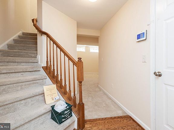 3rd image of 1254 Corbett Pl