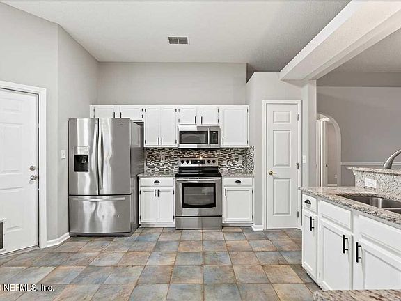 3rd image of 7552 FAWN LAKE Drive N