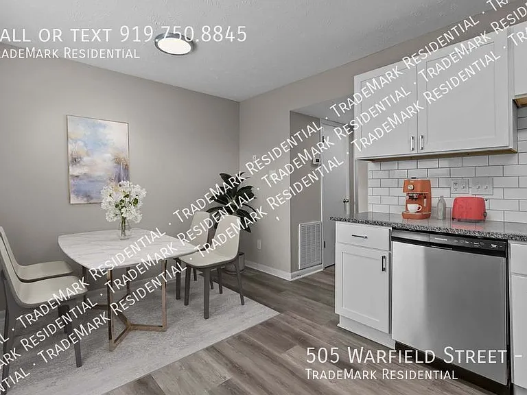 505 Warfield St #D — Photo 1
