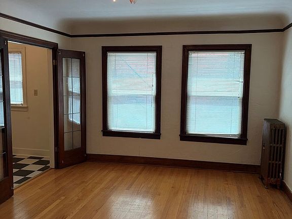 4th image of 1819 E Republican St APT 206
