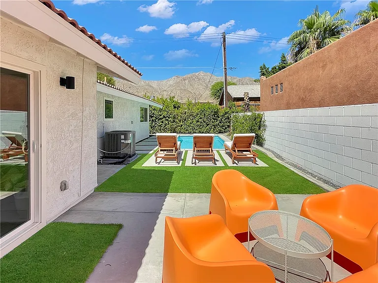 54905 Avenida Diaz — Photo 22