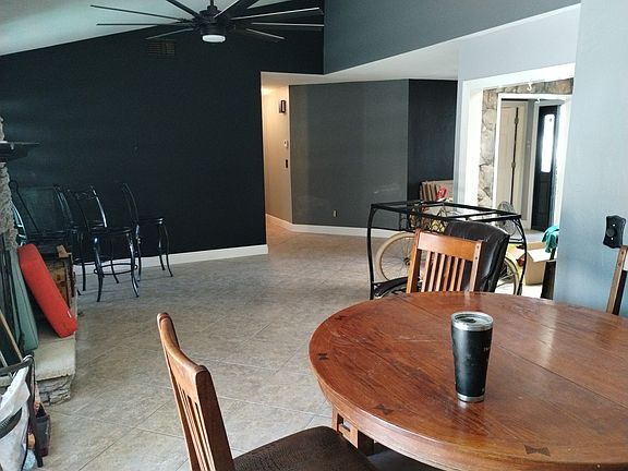 5th image of 17576 Taylor Dr