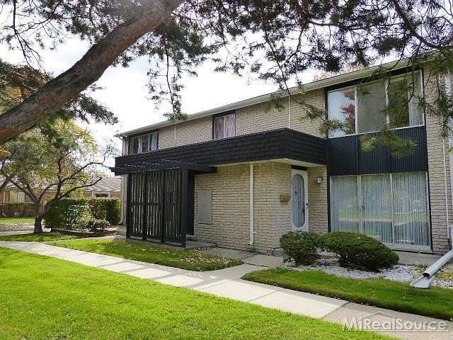 1st image of 30101 Lorraine Ave Unit 2