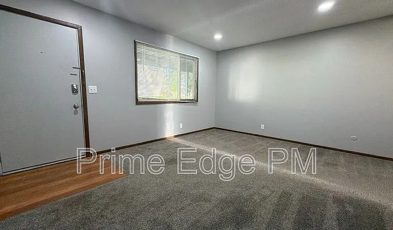 4520 Calvert St #2 — Photo 3