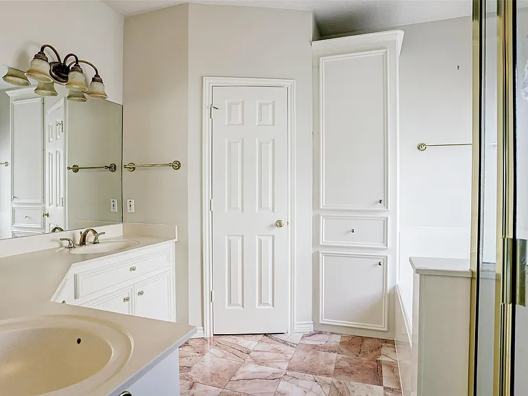 4425 Mildred St — Photo 26