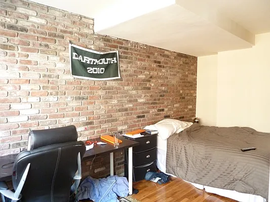 Rented by City Connections Realty | media 29