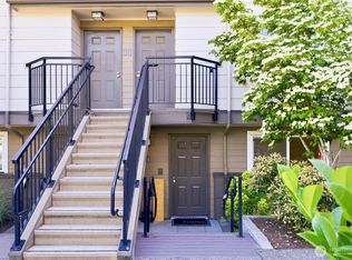 15829 NE Leary Way APT A104, Redmond, WA 98052