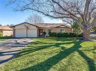 1025 Timberline Dr, Fort Worth, TX 76126