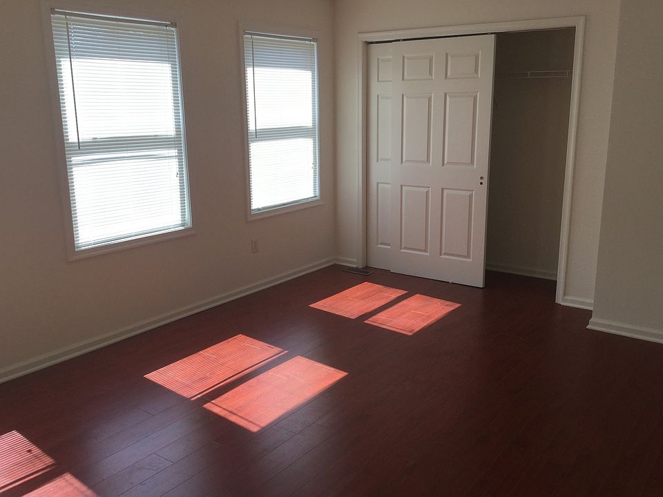 2nd image of 519 Holly Blvd