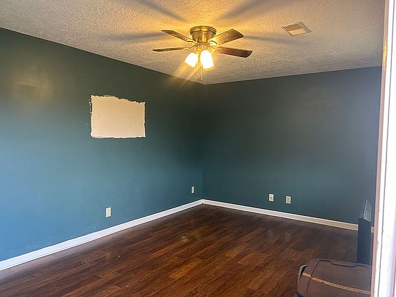 3rd image of 116 Siegel Dr